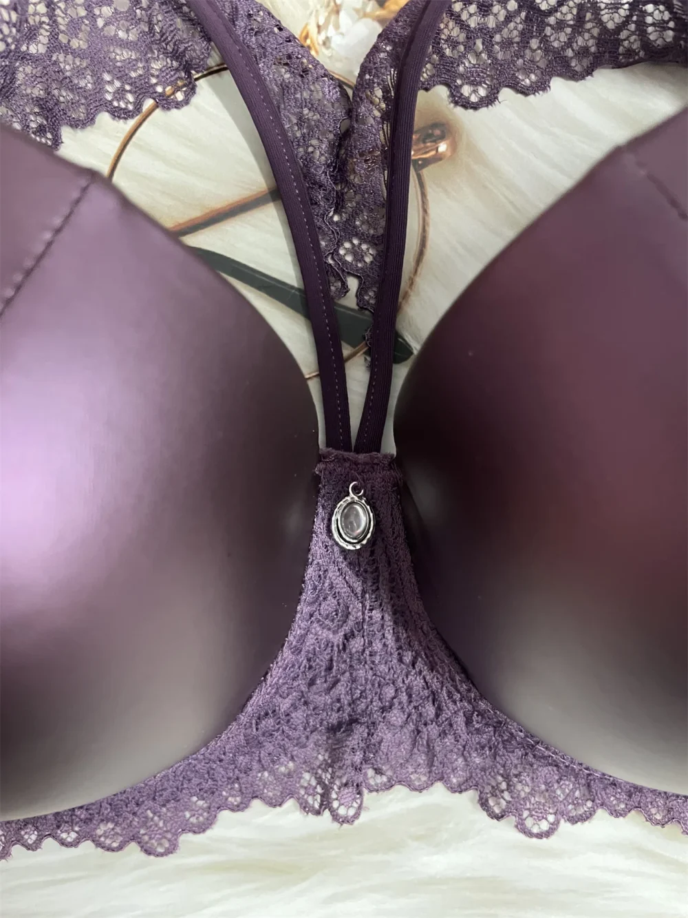 Sleek PU Leather Underwire Bra - Thin Mold Cup for Sexy Lift & Comfort - Image 2